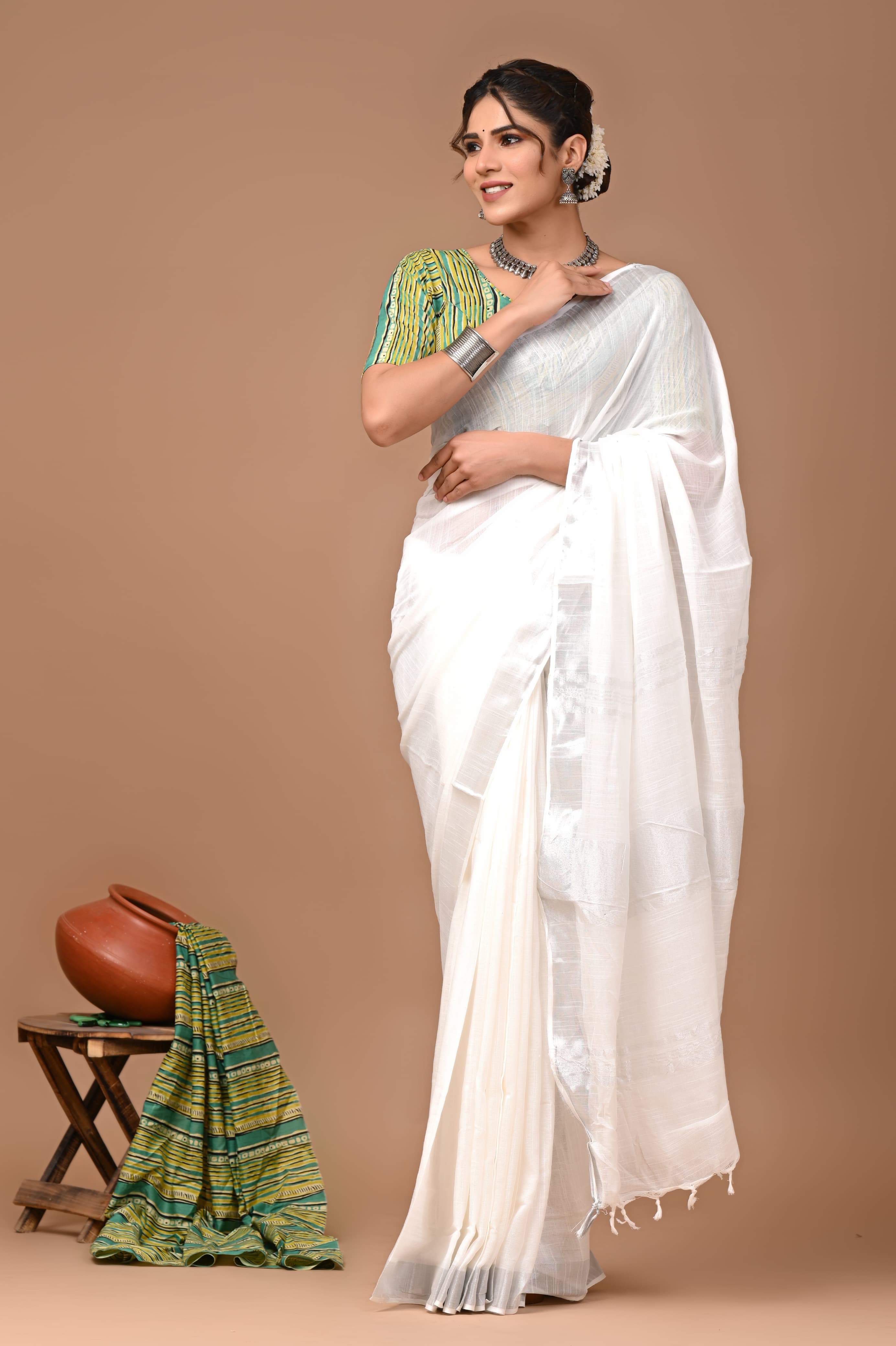 Plain Cotton Linen Saree with Blouse Piece